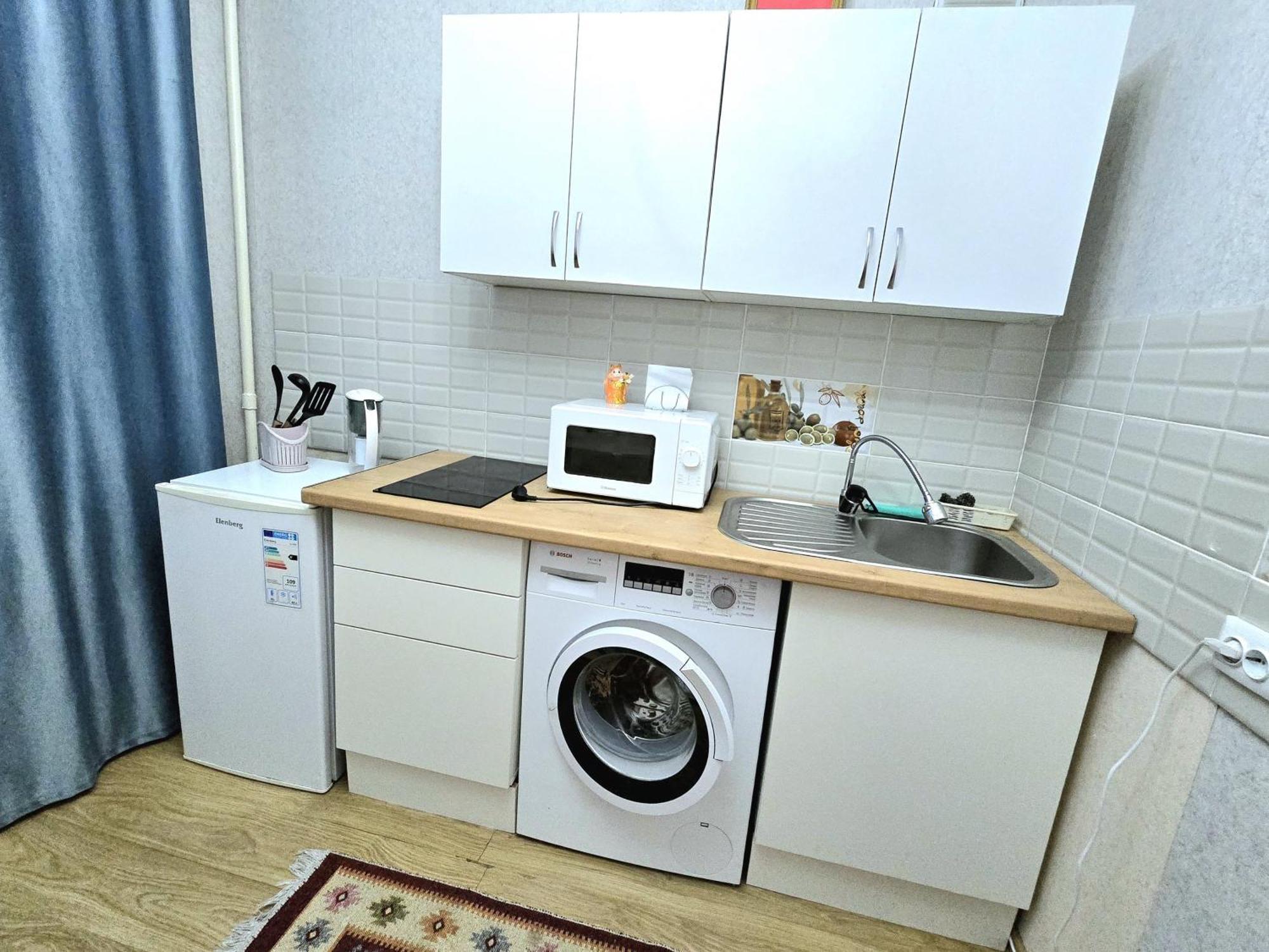 Двухкомнатная "Аэропорт Астана" Apartment ภายนอก รูปภาพ